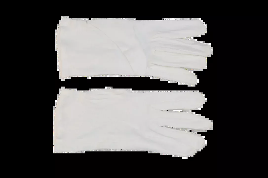 Parade Slip-On Gloves – White